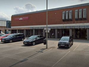 Supporting image for story: Telford shoplifter lined bag with foil to avoid setting off alarms