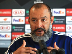 Supporting image for story: Nuno praises Wolves' Portuguese stars ahead of Braga test