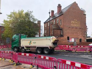 Supporting image for story: Pub boss threatens legal action after Metro work 'cost business £100k'