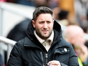 Supporting image for story: Lee Johnson: Wolves winner should not have stood