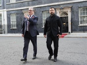 Supporting image for story: Zelensky meets Starmer ahead of talks with allies to boost Ukraine’s defences