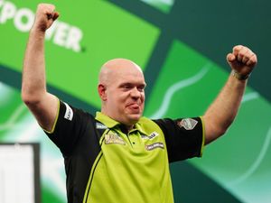 Supporting image for story: Michael Van Gerwen wins thrilling match to reach World Darts Championship semis