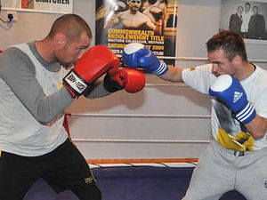 Supporting image for story: Darren McDermott v Frankie Gavin