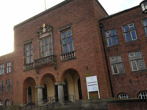 Supporting image for story: More jobs at risk in Dudley children's centres shake-up