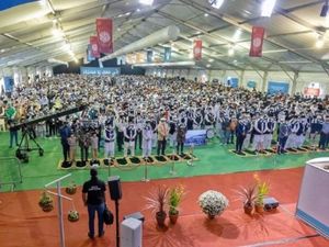 Supporting image for story: Muslim youth enjoy weekend of fellowship