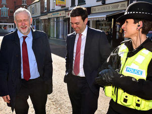 Supporting image for story: WATCH: Jeremy Corbyn surprises Willenhall residents with West Midlands visit