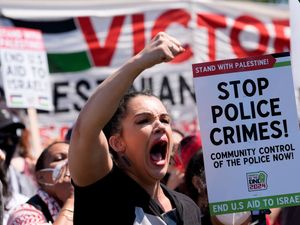 Supporting image for story: Thousands of Gaza protesters descend on Chicago for Democratic convention
