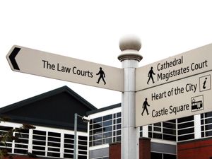 Supporting image for story: Former detective jailed after relationship with sex offence complainant