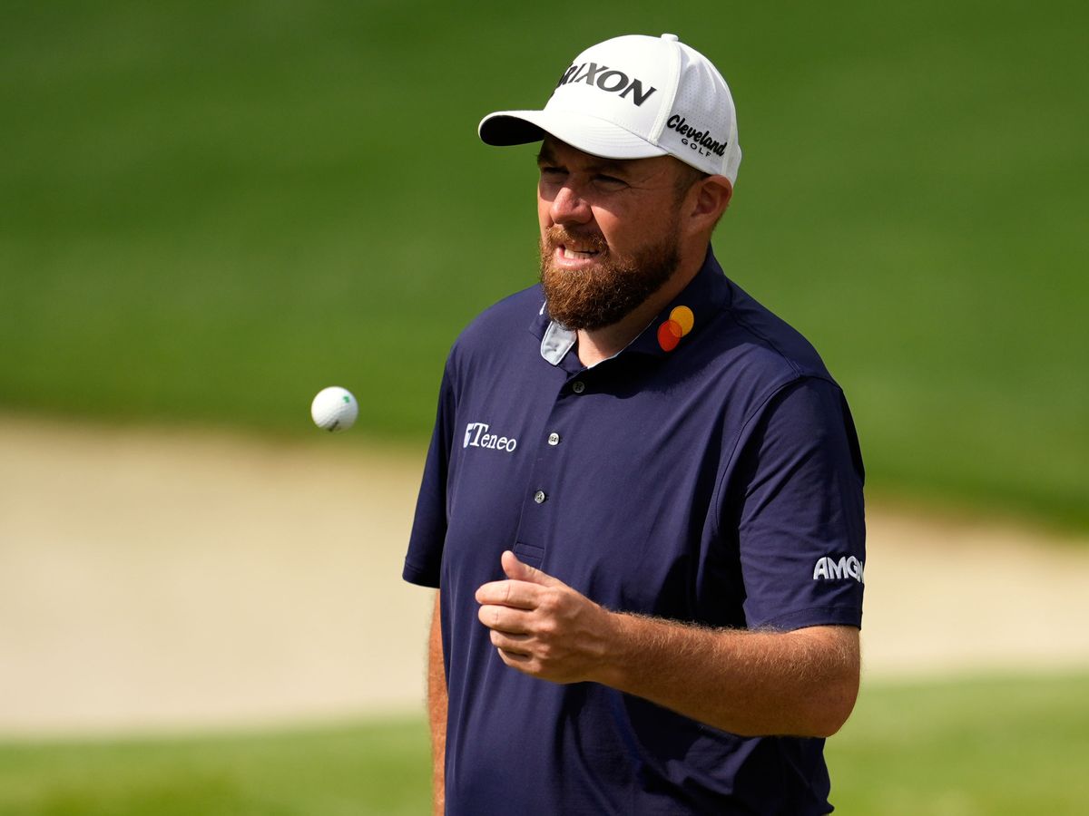 Shane Lowry reacts angrily to embedded ball on fairway at Quail Hollow