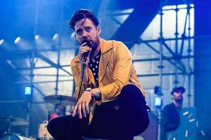 Frontman Ricky Wilson