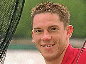 Supporting image for story: Ex-Wolves star Lee Mills supports tumour charity