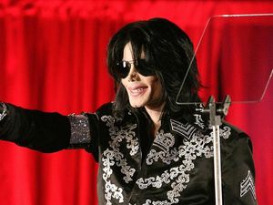 Supporting image for story: Scientists reveal ‘clever illusion’ of Michael Jackson’s Smooth Criminal tilt