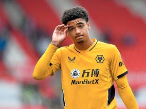 Supporting image for story: Wolves defender Ki-Jana Hoever joins Stoke on loan