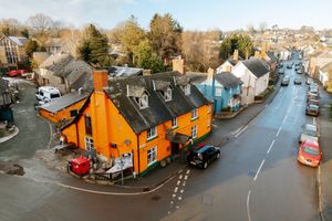 The Six Bells is not hard to find due to its distinctive paintwork