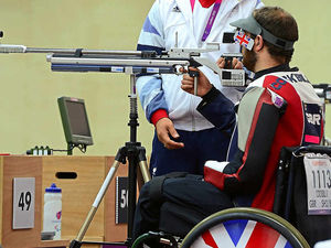 Supporting image for story: Shooting star Ryan aims for gold medal