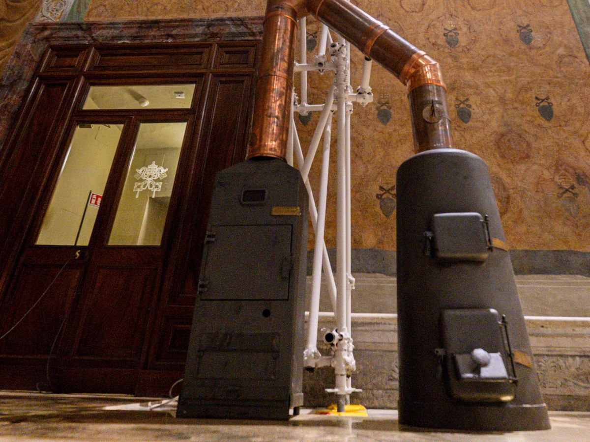 Vatican workers install Sistine Chapel stove ahead of conclave