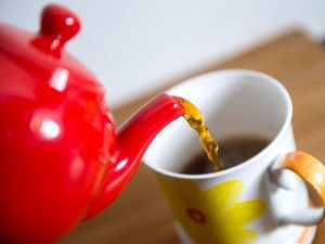 Supporting image for story: Your daily hot cuppa may hold another surprising health benefit