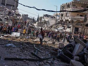 Supporting image for story: At least 70 killed in Israeli strikes in Gaza as ceasefire prospects inch closer