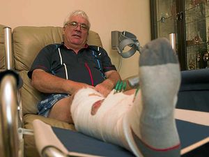 Supporting image for story: Shropshire man's hour ambulance wait with broken leg