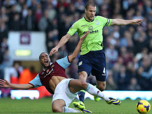 Supporting image for story: Ron Vlaar wishes Dutch team-mate Robin Van Persie well as Aston Villa travel to Manchester United