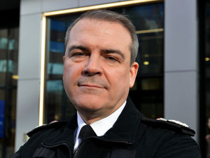 Supporting image for story: Ban deadly blades: Police chief backs E&S campaign to outlaw knife sales