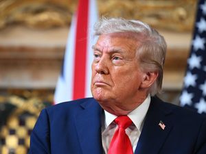 Supporting image for story: Trump announces 100% import tariff on pharmaceutical drugs