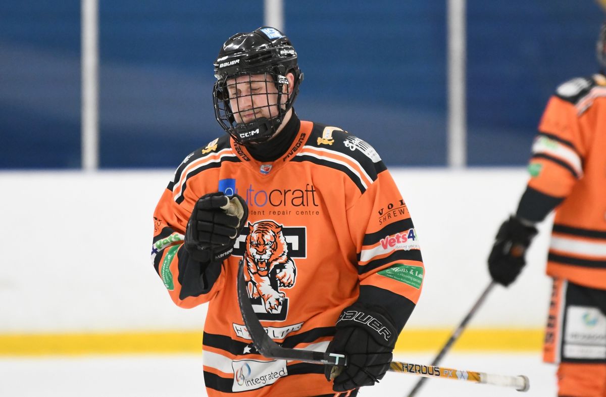 Telford Tigers 2 swoop for triple signing boost
