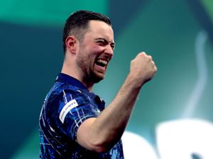 Supporting image for story: Luke Humphries eyes improvement despite easing into world quarter-finals