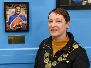 Supporting image for story: Plaque installed in memory of Shrewsbury market's butcher legend