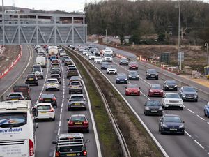 Supporting image for story: Business Secretary to face MPs amid concerns over electric vehicle mandate