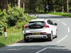Supporting image for story: Drivers admit to taking 25-minute detours just to avoid country lanes