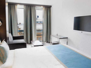 Supporting image for story: Sky-high view of Manchester