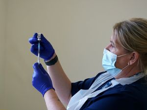 Supporting image for story: Government poised to press ahead with mandatory jabs for NHS staff