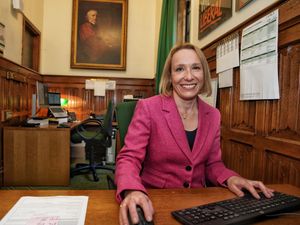 Supporting image for story: New MP Helen Morgan demands talks with Sajid Javid over ‘ambulance crisis’