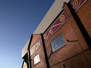 Supporting image for story: Championship clubs set for Villa Park summit after EFL agrees controversial new TV deal