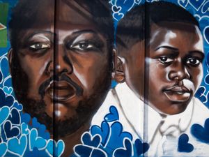 Supporting image for story: Panel retires in misconduct hearing of Met officers over death of man in custody