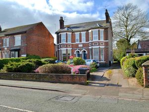 Supporting image for story: Death of man found in Wolverhampton house not being treated as suspicious