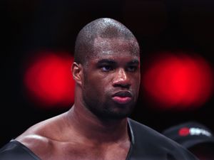 Supporting image for story: Daniel Dubois title defence against Joseph Parker in doubt as champion taken ill