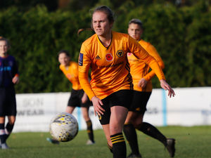 Supporting image for story: Sophie Bramford on target for Wolves Women