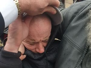 Supporting image for story: WATCH: Bikers stop thief from stealing veteran poppy seller's wallet in Stafford