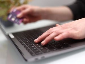 Supporting image for story: Police launch online fraud campaign in run up to Christmas