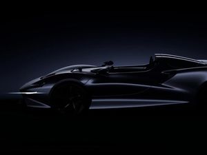 Supporting image for story: Open-top McLaren hypercar confirmed for 2020 arrival