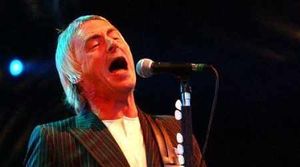 Supporting image for story: Paul Weller rocks Cannock Chase