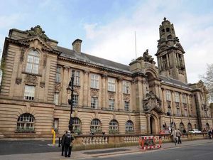 Supporting image for story: Rubbish tip trial extended by bosses