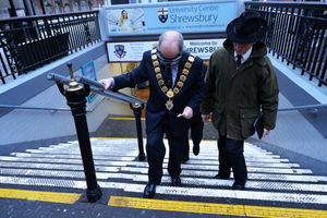 Councillor Peter Nutting wears ‘beer goggles’