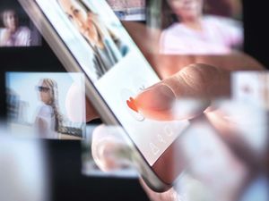 Supporting image for story: Reform supporters get more likes on dating apps than Tories, study shows