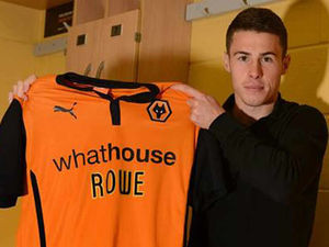 Supporting image for story: Tommy Rowe completes Wolves move