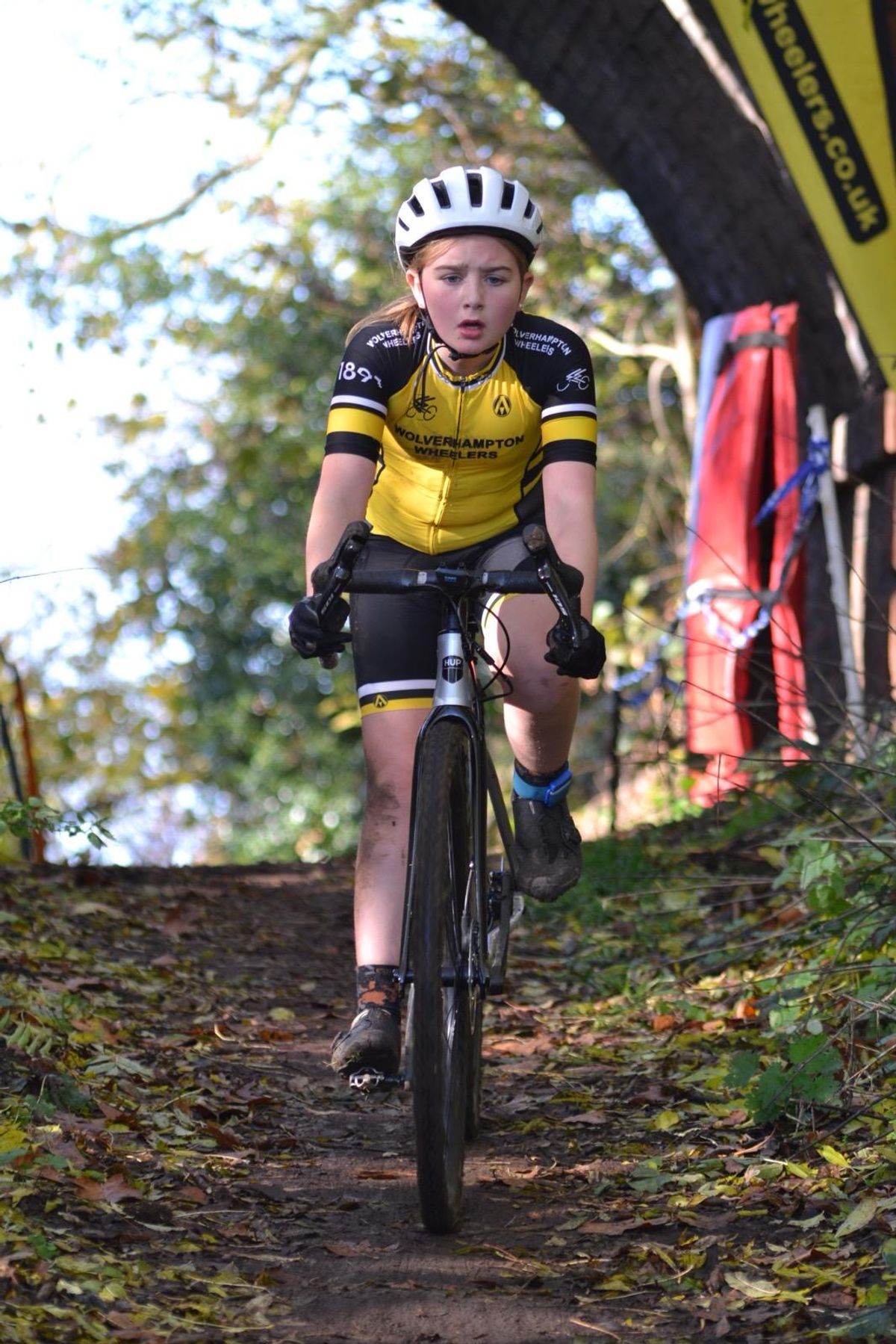 Wolverhampton Wheelers host thrilling Cyclocross at new Himley Hall venue