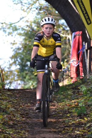 Supporting image for story: Wolverhampton Wheelers host thrilling Cyclocross at new Himley Hall venue