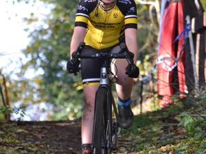 Supporting image for story: Wolverhampton Wheelers host thrilling Cyclocross at new Himley Hall venue